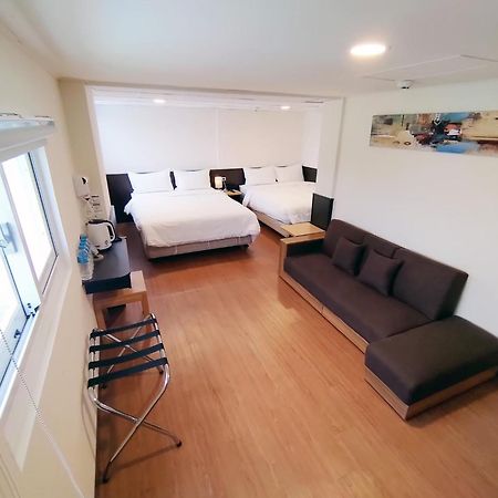 富裕商旅 Rich-Hotel T'ai-tung Eksteriør billede